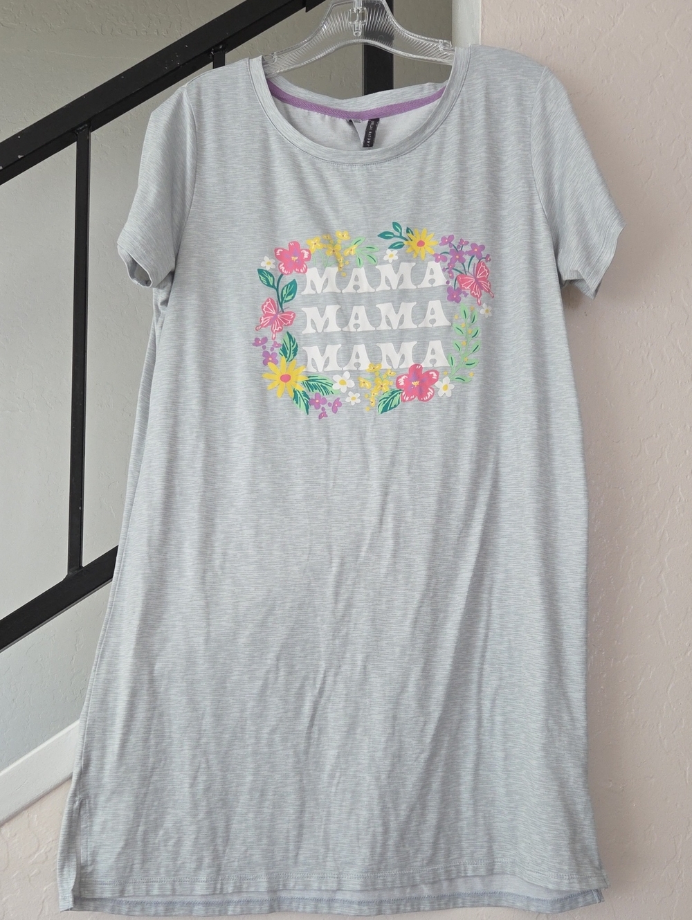 Light Gray "MAMA" Floral Nightshirt - Women's Sleep Tee